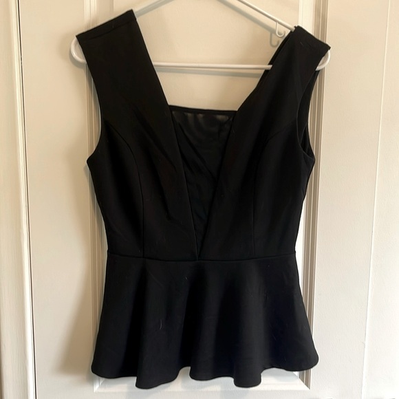 Forever 21 Love 21 black peplum tank top with back zipper size medium - Picture 1 of 3